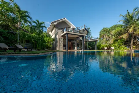 Villa Thuya, a private beachside villa, Balapitiya