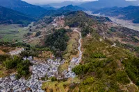 Tianyun Mountain House·Villa Xishanlinyumeisu (Huangling Scenic Area Branch) Hotels near Huangling Scenic Area - Xiaoyong Station