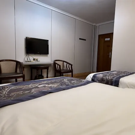 Huanlege Hotel