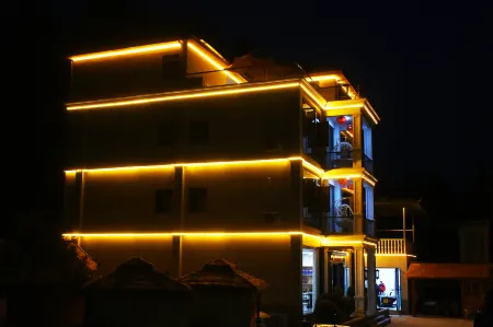 Hillside Haven Boutique Retreat Отели рядом с достопримечательностью «Enshi Suobuya Stone Forest Scenic Area»