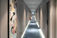 網魚電競飯店（上海大寧國際延長路地鐵站店）