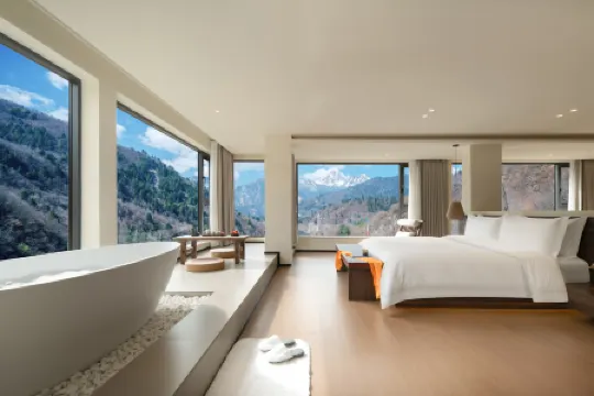 Jiuzhaigou Valley Scenic and Historic Interest Area Tixin Meisu Отели в г. Цзючжайгоу