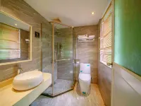 YIQING HOTEL Hotels near Hunan Modern Logistics College