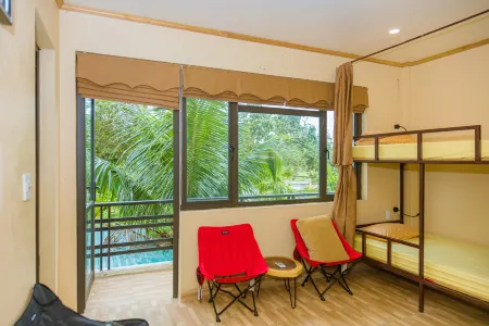 Mango Tree Homestay Cat Ba Отели рядом с достопримечательностью «Cat Co Beach»