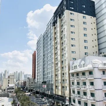 Maison de kim Chungan Hotel Отели рядом с достопримечательностью «Музей компьютеров Nexon»