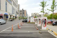 Junlian Huatian International Hotel - parking