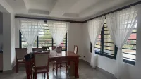 Nakuru Bamboo Hut Guest house - Bữa sáng