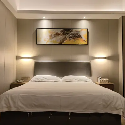 Yangguang Hotel Hotels near Sanping Temple