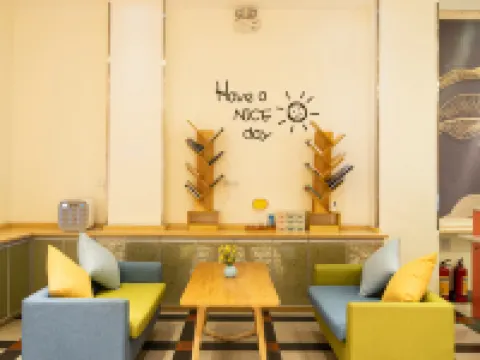 YueFeng Hotel(Gaozhou Gaoliang West Road) Hotels in Gaozhou