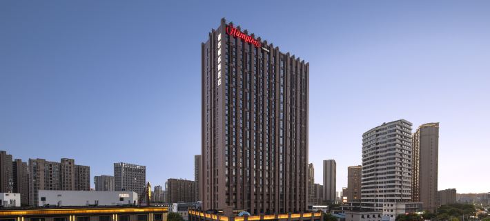 Hampton by Hilton Ningbo Yinzhou City Center Hotéis em Ningbo