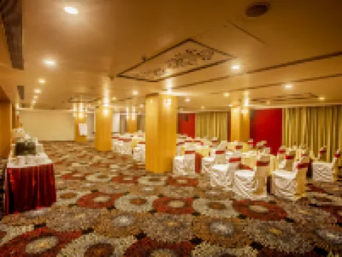 Vesta Grand Central Udaipur Hotels in Udaipur