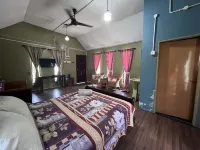 Nurbayu Chalet Hotel di Cherating