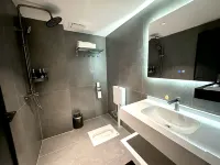 Liling Shuchen Hotel (Liquan Road Store, Railway Station)