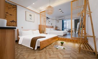 Xunxuan Hotel (Wuyi Square)