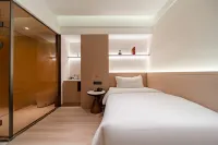 Artux Yiju Hotel (Kezilesu Kirghiz Autonomous Prefecture Museum) Hotels in Artux