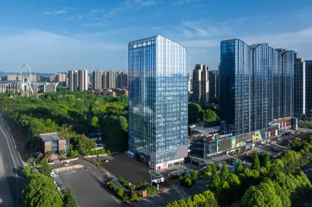 Guiyang Guanshanhu MixC Atour Hotel Отели рядом с достопримечательностью «Jinyang Gymnasium»