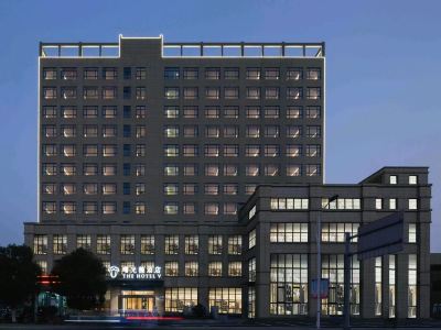 THE HOTEL V