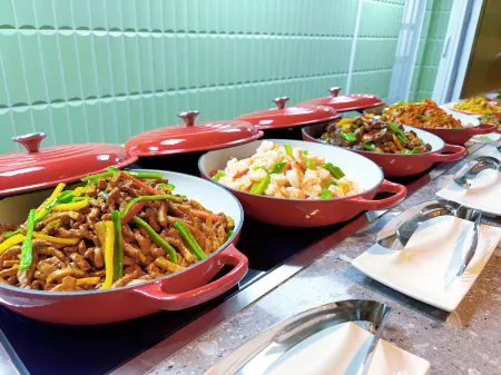 Y.TUO Hotel Tianjin Station Italian Style Zone Branch Отели рядом с достопримечательностью «Dabei Temple»