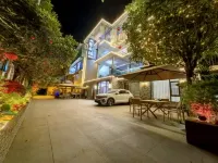 Pengzhou Xinleyuan Homestay - pemandangan pegunungan