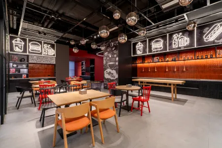 JO&JOE CHENGDU DUJIANGYAN Отели рядом со станцией Liduigongyuan Railway Station