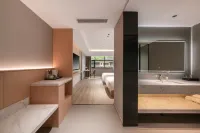 遠承雲棲酒店（安順西高鐵站萬象城店） 鄰近多彩萬象旅遊城-一期的酒店