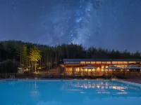 Elephant & Moon Resort, Mogan Mountains Hotels in Deqing