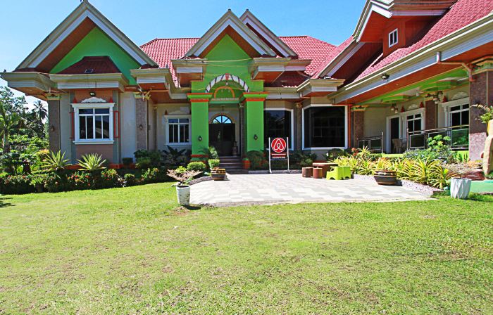 Loboc Airbnb Travellers Inn