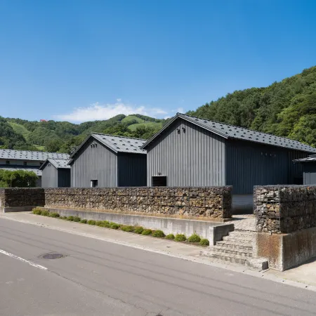 Otaru Retreat by Onko Chishin