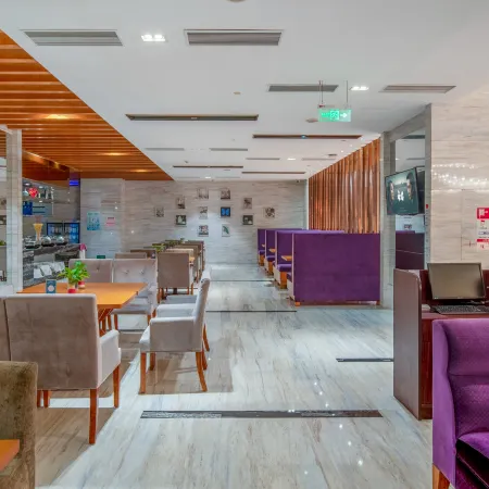 Dean Ya Yue Hotel