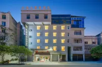 Jiudinghong Business Hotel