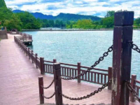 Qiyun Mountain House(Qiyunshan Store)