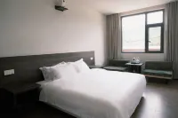 Taibai Xiwei Homestay