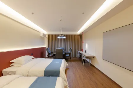 Jinan Hotel (Baojing Youshui Avenue Jinan Jiayuan)