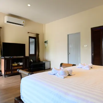 Saphlivilla Beach Resort Отели в г. Район Патхио