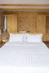 Lat Valley Retreat Village Hotels in Lac Duong District