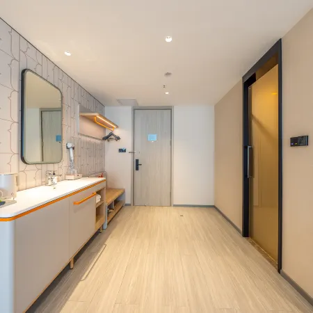 Home Inn Selected (Zhangye Dafosi Municipal Government Branch)