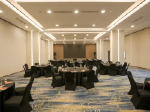 HARRIS Hotel & Suites Nagoya Batam Hotels in Batam