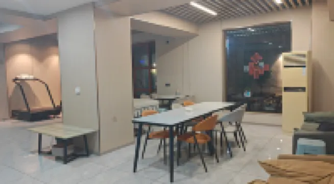 香橙民宿（襄陽職業技術大學店）