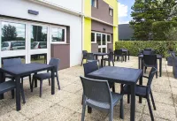 Hôtel B&B Angoulême Hotels in Champniers