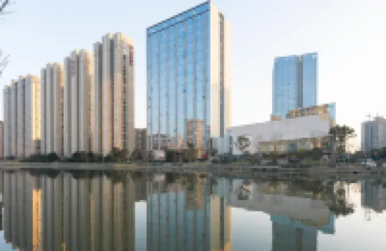 Weilv Apartment (Romon Universal City Yintai)