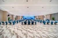 LUXEMON GEM HOTEL - Business