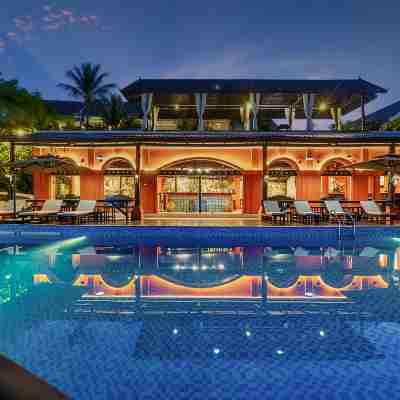 Manyo Hotel Resort ·曼悅度假飯店（接駁車到夜市和大皇宮） Hotel Exterior