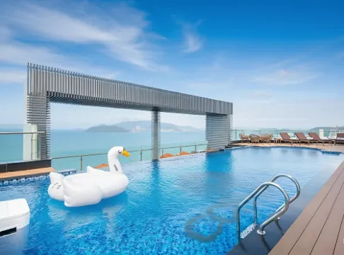 Comodo Nha Trang Hotel