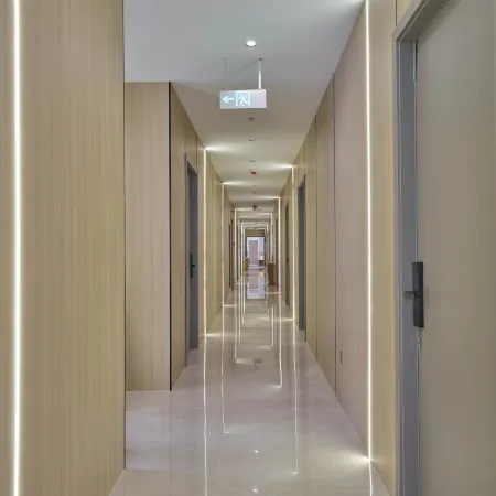 Chuzhou Yilin Hotel (Linlou Community)