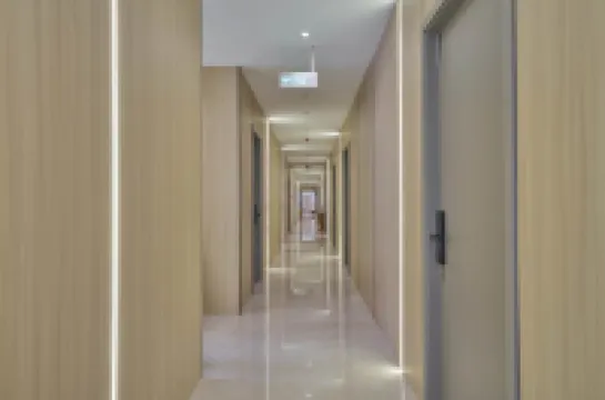 Chuzhou Yilin Hotel (Linlou Community)