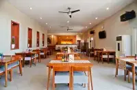 Hotel Transit Pasuruan - breakfast