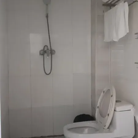 Elegant Apartment (Xinyang Normal University)