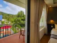 Sunset Hill Resort Phú Quốc Các khách sạn gần Chợ đêm Phú Quốc