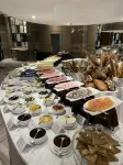 AZIMUT Grand Hotel Tashkent - Breakfast