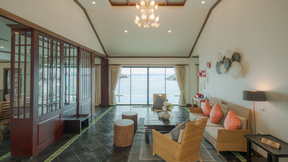 Golden Horizon Villa